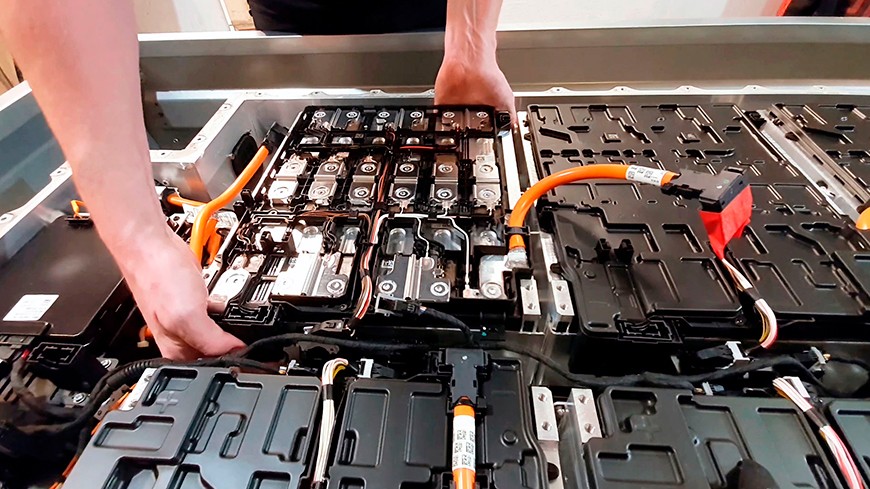 ¿Qué ocurre con las baterías retiradas de los vehículos eléctricos?