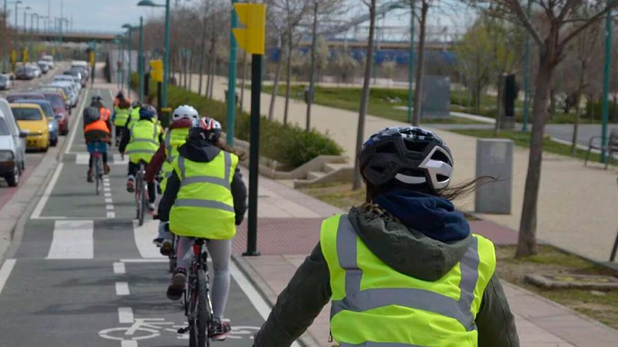 Equípate a ti y a tu bicicleta: consejos esenciales para ciclistas