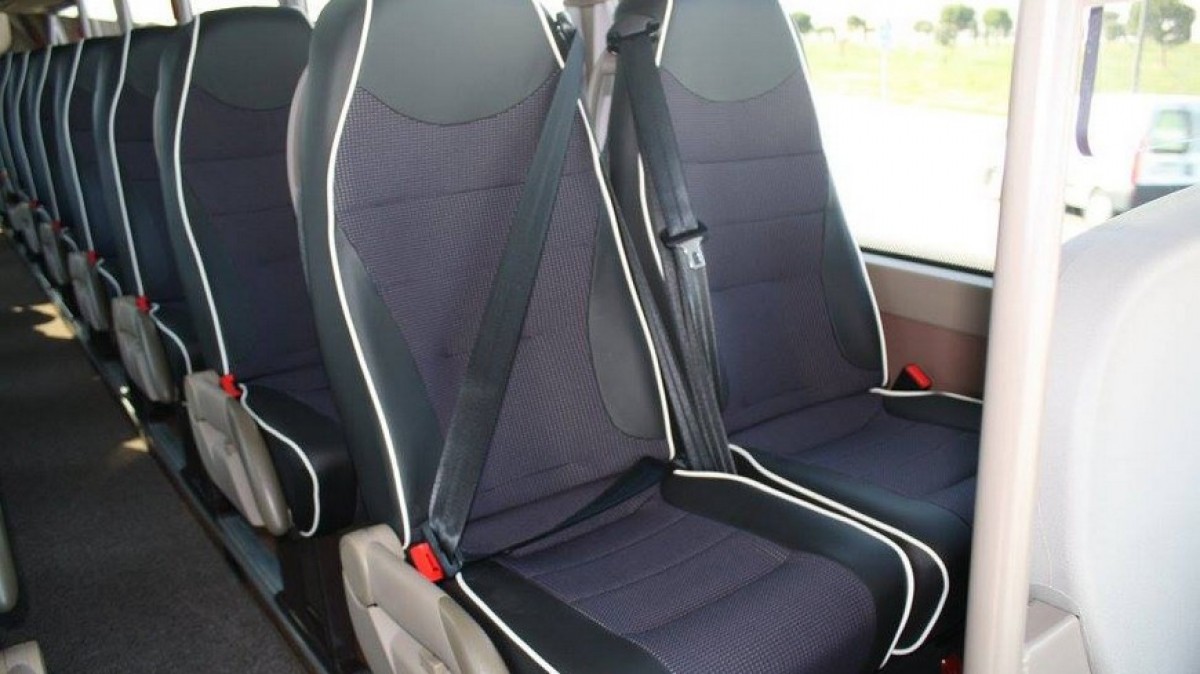 Es el uso del de seguridad en autobús?