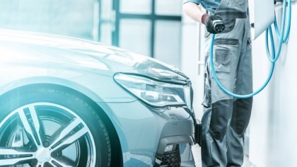 El mantenimiento de un coche eléctrico debe realizarse por profesional especializado