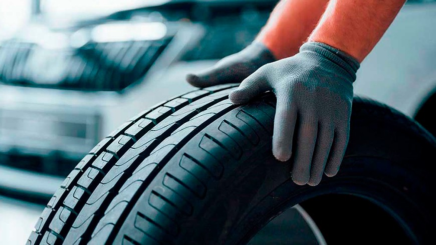Cómo comprobar la seguridad de los neumáticos en 20 segundos