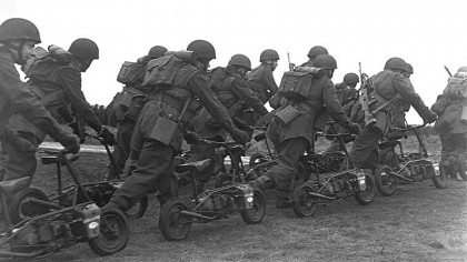 Las minimotos plegables se inventaron para utilizarse en la Segunda Guerra Mundial