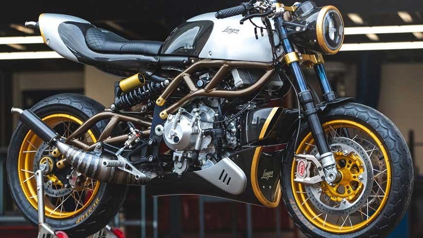 La Langen 2T es una maravilla de moto artesanal con unas prestaciones de infarto