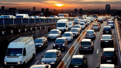 El parque móvil envejece hasta llegar a un 50% de coches de más de 10 años...