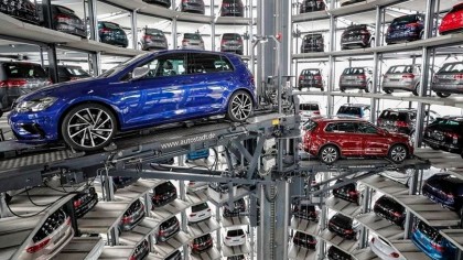 Descubre la diversidad de marcas de coches y sus conglomerados en la industria automotriz global. Información completa y detallada.