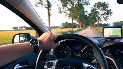 Ahorrar en tu coche puede ser interpretado de dos maneras. Por una parte,...