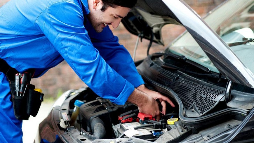 Cómo cambiar la batería de tu coche