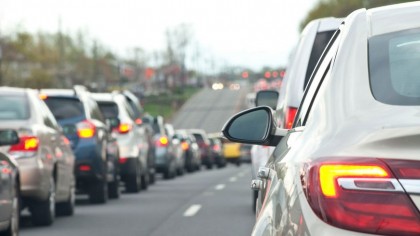Todos los coches están obligados a utilizar correctamente el intermitente