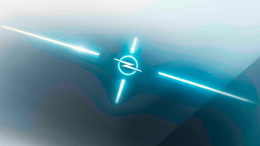 Opel vuelve a cambiar: adiós al diseño Vizor y nuevo logo para el Salón de Munich