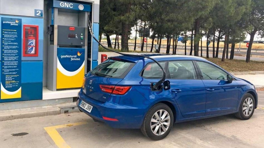 Funcionamiento de un coche con gas natural