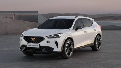 El CUPRA Formentor VZ e-Hybrid 1.4 TSI mantiene su línea agresiva y deportiva