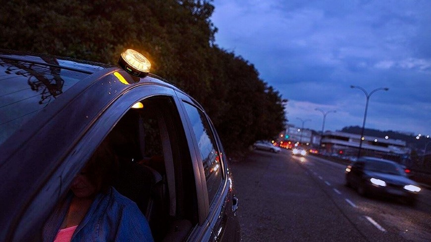 TOP 5: las mejores luces de emergencia V16 Help Flash homologadas por la DGT TOP 5: las mejores luces de emergencia V16 Help Flash homologadas por la DGT