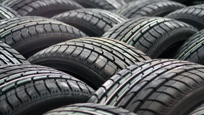 Elige neum&aacute;ticos adecuados para mejorar agarre, frenada y consumo, y reducir desgaste de suspensi&oacute;n y direcci&oacute;n.