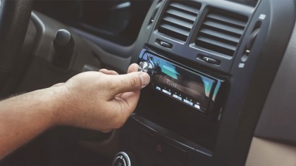La radio es un elemento imprescindible para muchos conductores