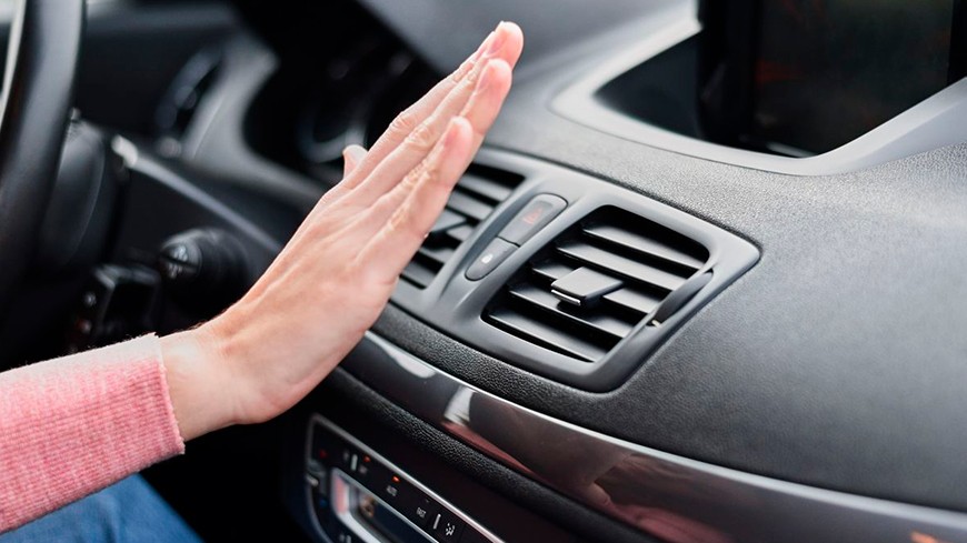 Consejor para aprovechar mejor el aire acondicionado del coche este verano