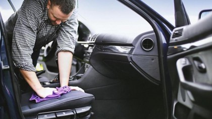 Tener el coche siempre limpio solamente supondrá un pequeño esfuerzo si somos constantes