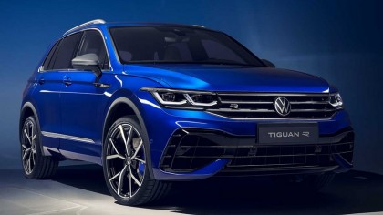 Volkswagen Tiguan R 2021 azul desde una vista lateral