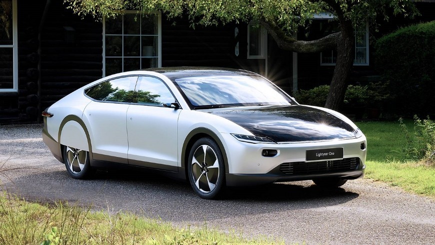 Lightyear One, el coche eléctrico solar ya está a la venta en Holanda