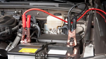 la batería de 12 voltios es la causa número uno de las averías de los coches en invierno