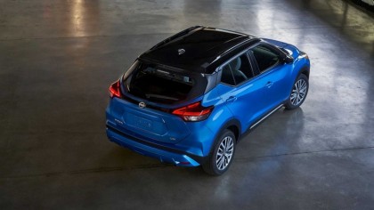 Nuevo Nissan Kicks 2021 en azul metálico