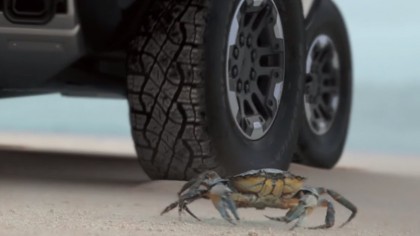 El Crab Walk aumenta la agilidad del Hummer EV gracias a sus ejes directrices