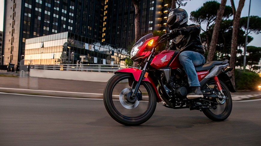 Honda CB125F: la moto perfecta para iniciarse