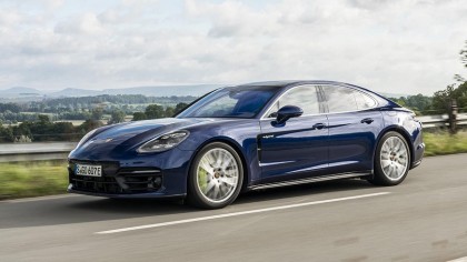 El Porsche Panamera 4S E-Hybrid se ha convertido en un vehículo popular debido a su aspecto deportivo y sus prestaciones familiares.