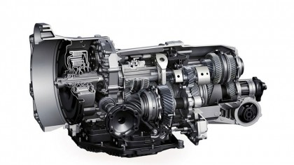 La transmisión de un coche está compuesta principalmente por el embrague, el árbol de transmisión, el grupo cónico-diferencial, lo palieres y, por supuesto, la caja de cambios