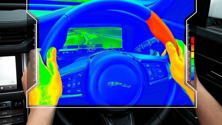 Nuevo e innovador volante sensorial de Jaguar Land Rover 