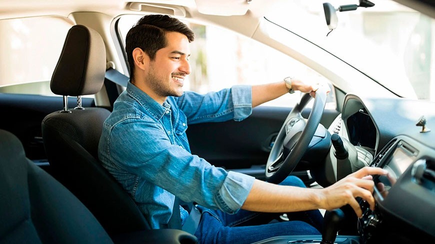 Ventajas de comprar un coche de segunda mano online con clicars