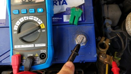 La batería del coche es el elemento encargado de abastecer de energía...