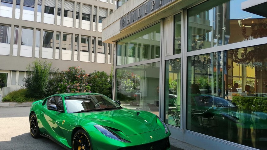 Ferrari exige a Philipp Plein que retire la foto de su Ferrari 812 SuperFast de Instagram