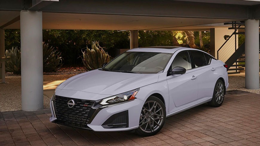 El Nissan Altima 2023 se renueva y se actualiza tecnológicamente El Nissan Altima 2023 se renueva y se actualiza tecnológicamente