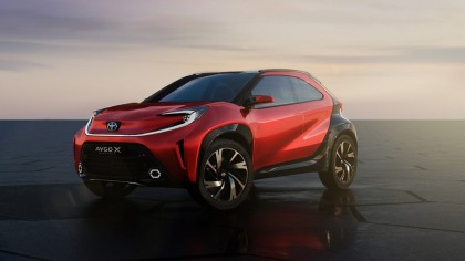 El Toyota Aygo X Prologue muestra un dinámico diseño con pintura bitono